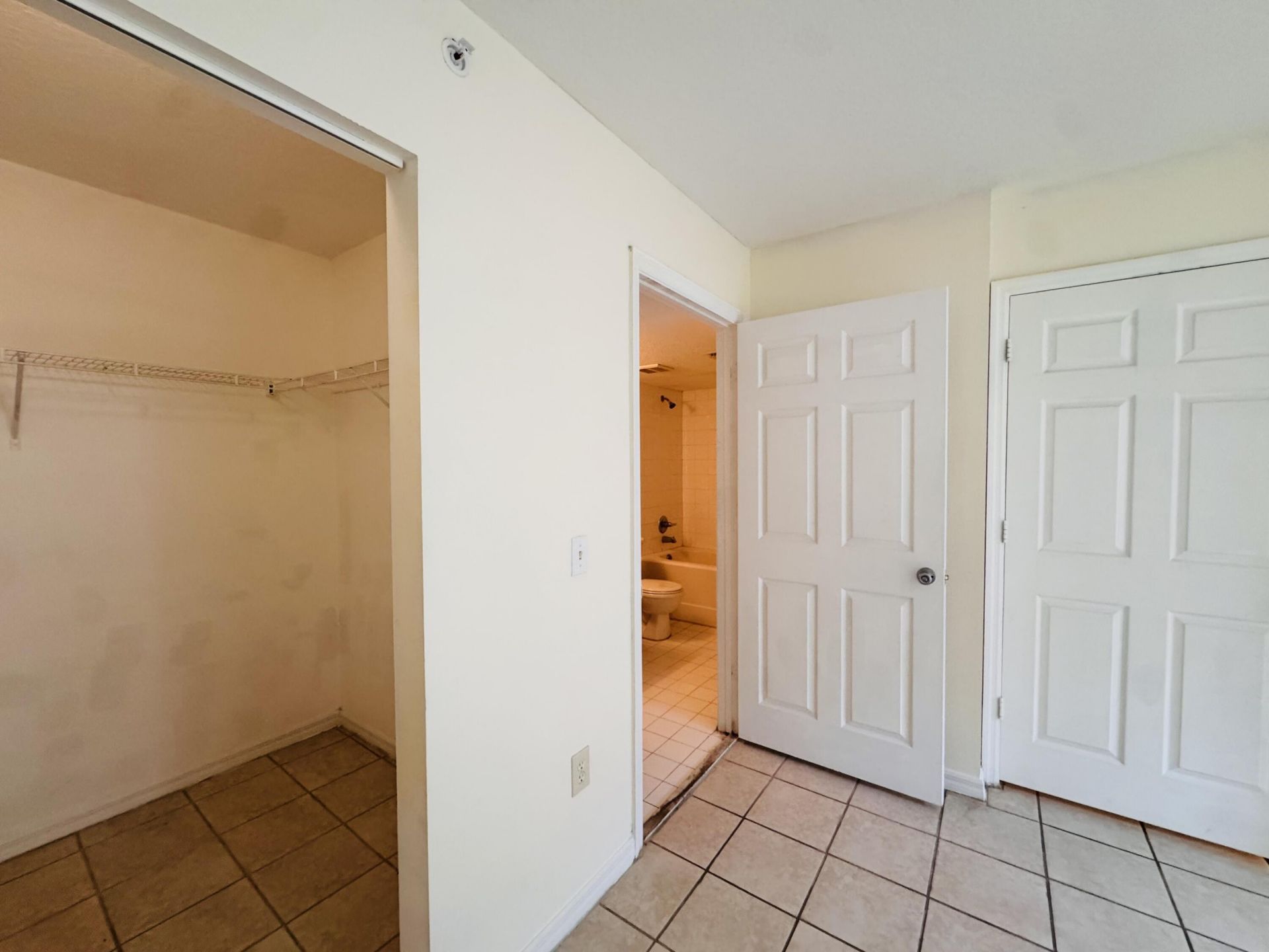 4271 San Marino Boulevard, Unit 103, West Palm Beach, FL 33409 Photo
