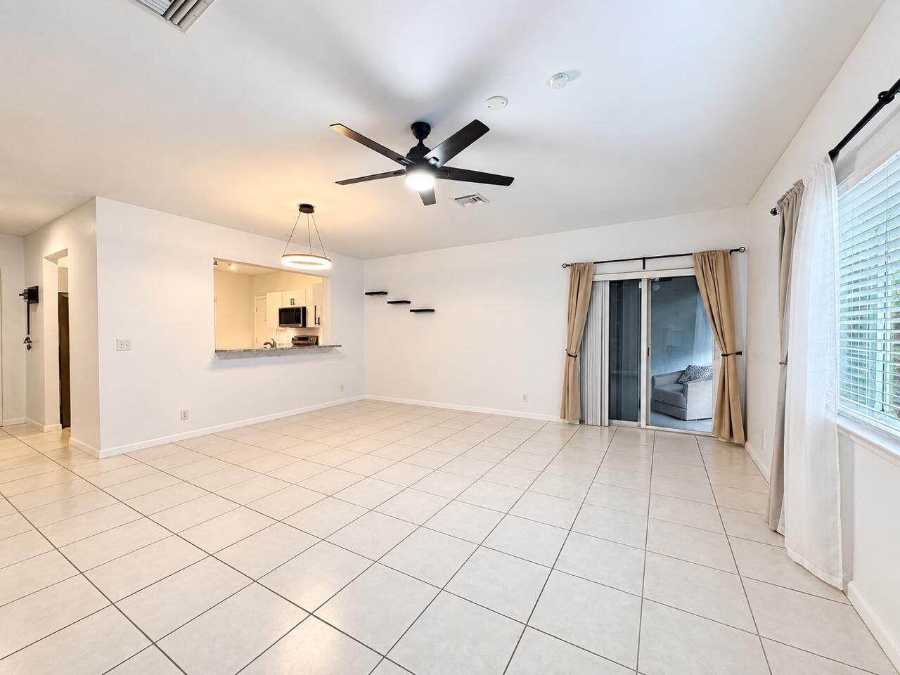 9491 Stanley Lane, Tamarac, FL 33321 Photo