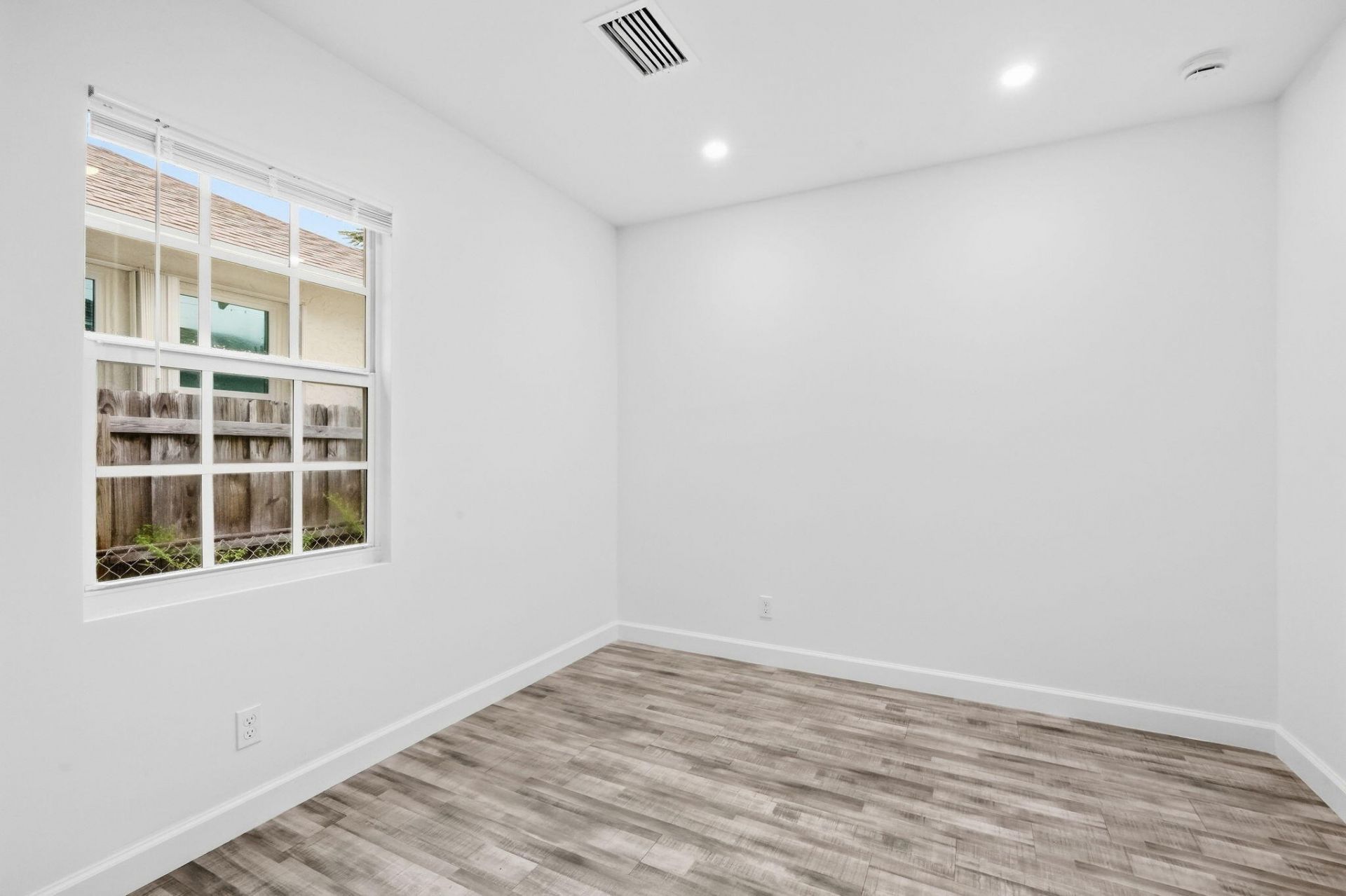5203 N Flagler Drive, West Palm Beach, FL 33407 Photo