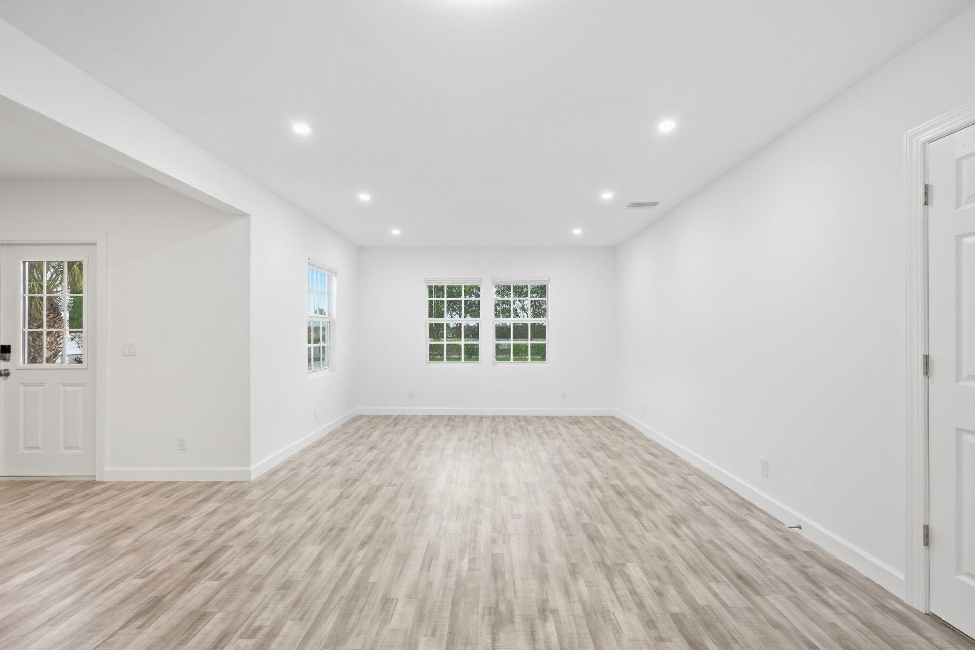 5203 N Flagler Drive, West Palm Beach, FL 33407 Photo