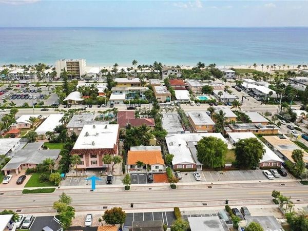 4620 Bougainvilla Drive, Unit 4, Lauderdale-By-The-Sea, FL 33308