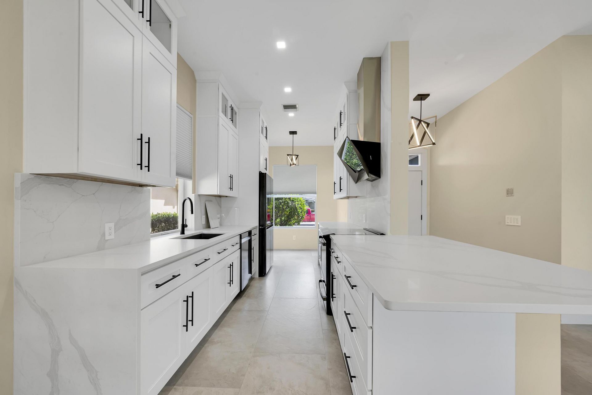 176 NW Bentley Circle, Port Saint Lucie, FL 34986 Photo