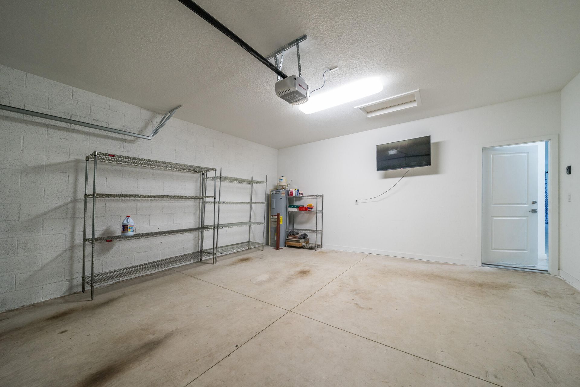 6089 Wildfire Way, West Palm Beach, FL 33415 Photo