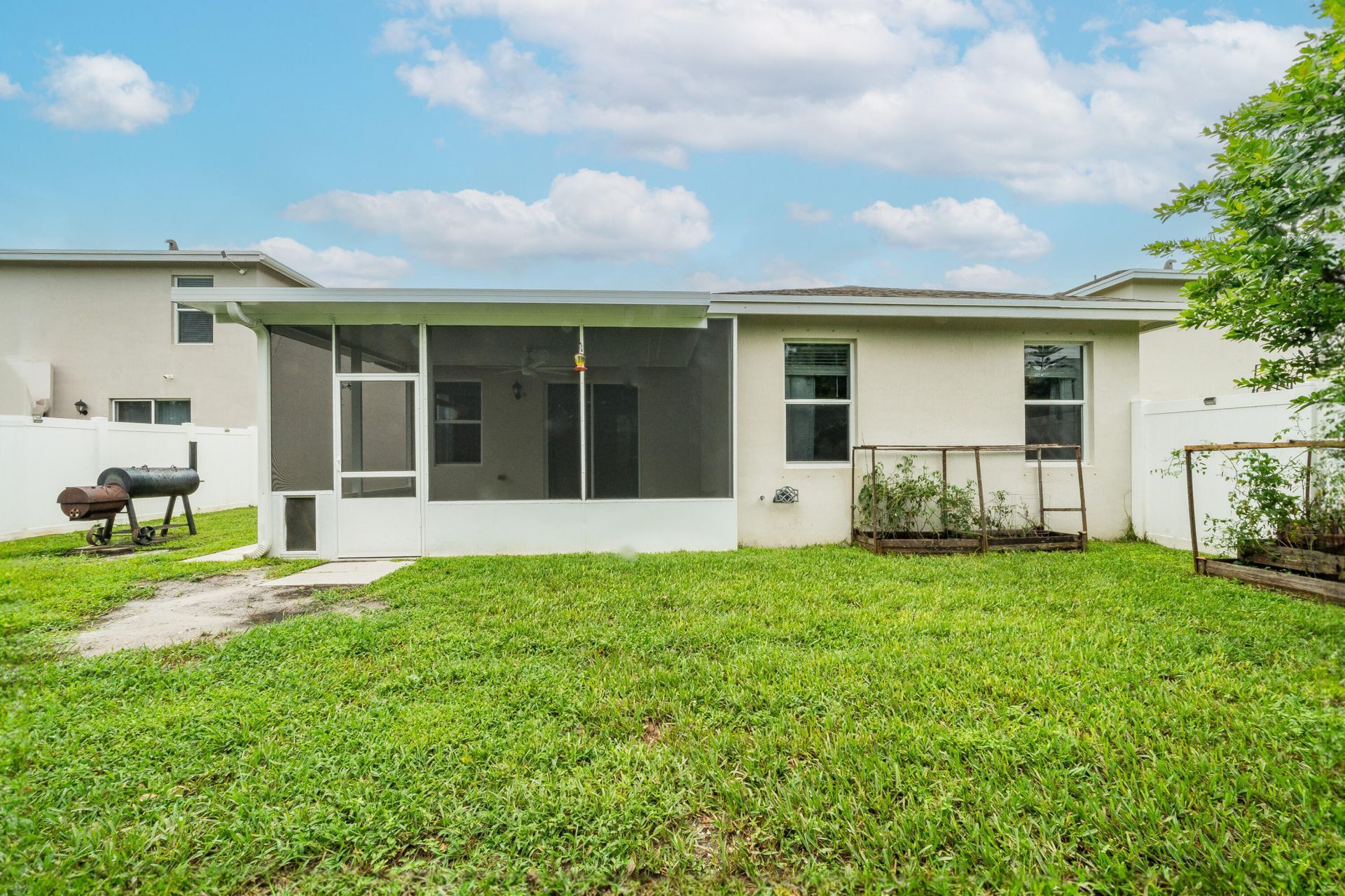 6089 Wildfire Way, West Palm Beach, FL 33415 Photo