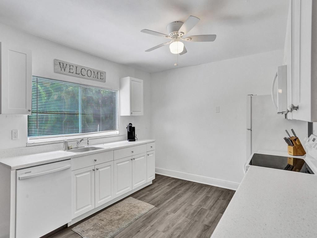 4422 Sea Grape Drive, Lauderdale by the Sea, FL 33308 Photo