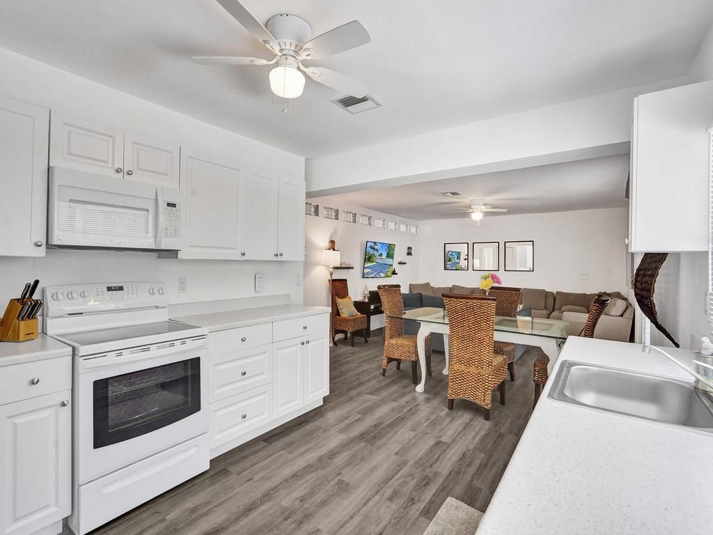 4422 Sea Grape Drive, Lauderdale by the Sea, FL 33308 Photo