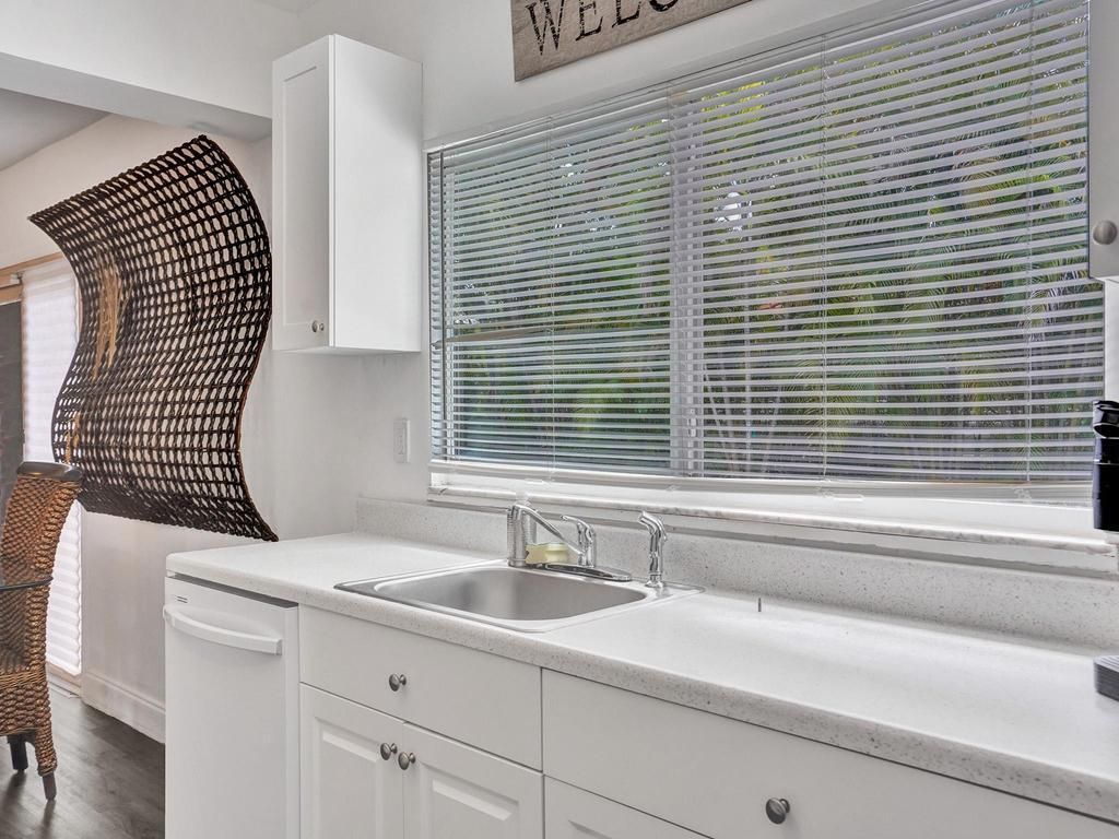 4422 Sea Grape Drive, Lauderdale by the Sea, FL 33308 Photo