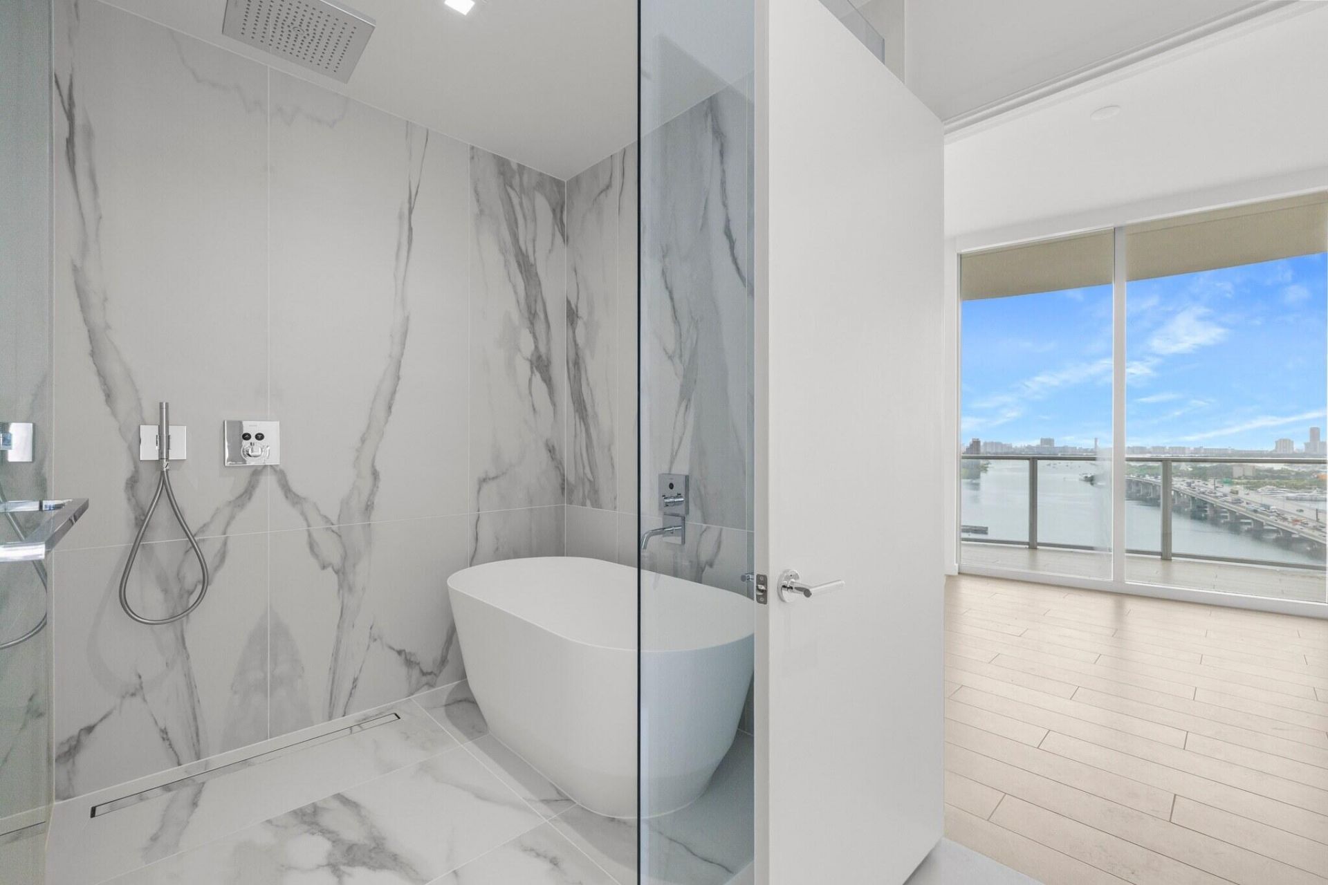 1400 Biscayne Boulevard, Unit 1904, Miami, FL 33132 Photo