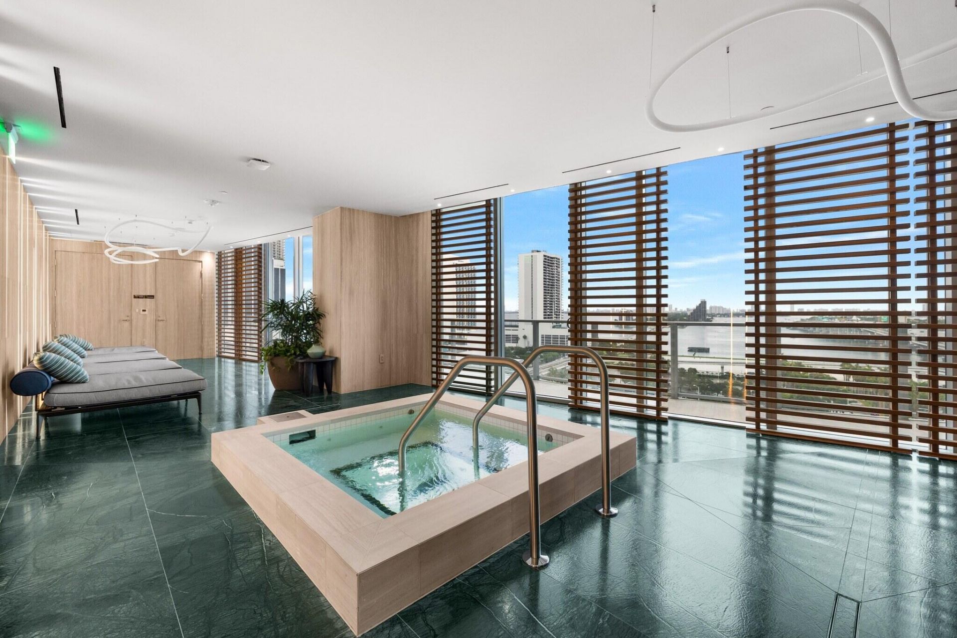 1400 Biscayne Boulevard, Unit 1904, Miami, FL 33132 Photo