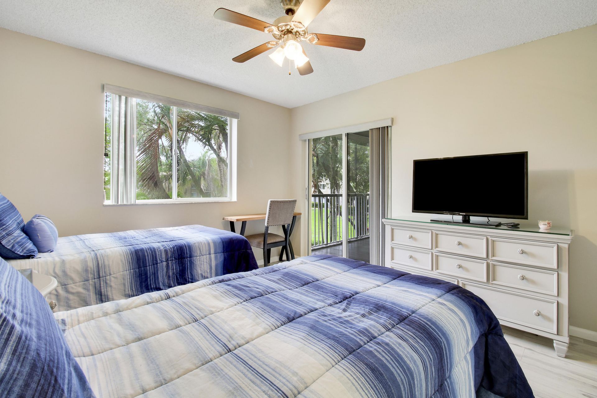 272 Village Boulevard, Unit 7208, Tequesta, FL 33469 Photo