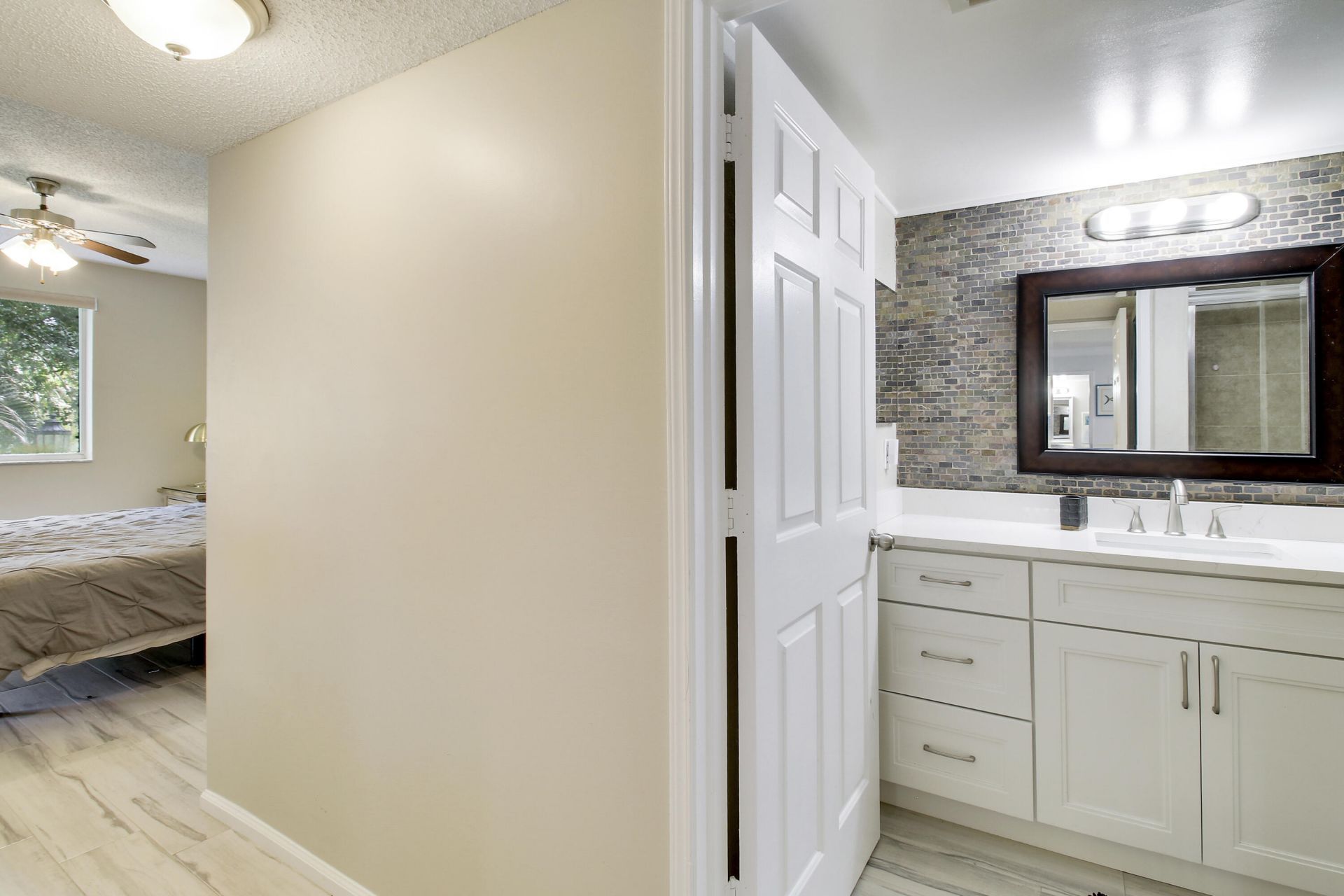 272 Village Boulevard, Unit 7208, Tequesta, FL 33469 Photo