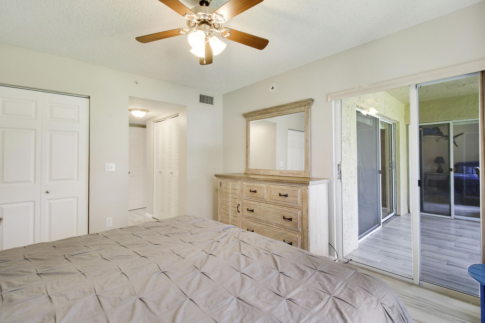 272 Village Boulevard, Unit 7208, Tequesta, FL 33469 Photo