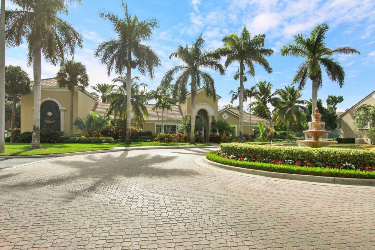 272 Village Boulevard, Unit 7208, Tequesta, FL 33469 Photo