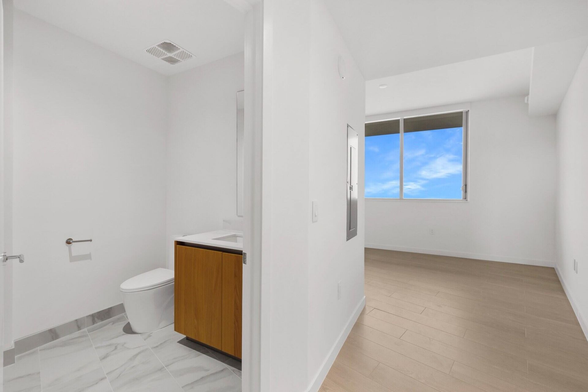 1400 Biscayne Boulevard, Unit 4003, Miami, FL 33132 Photo