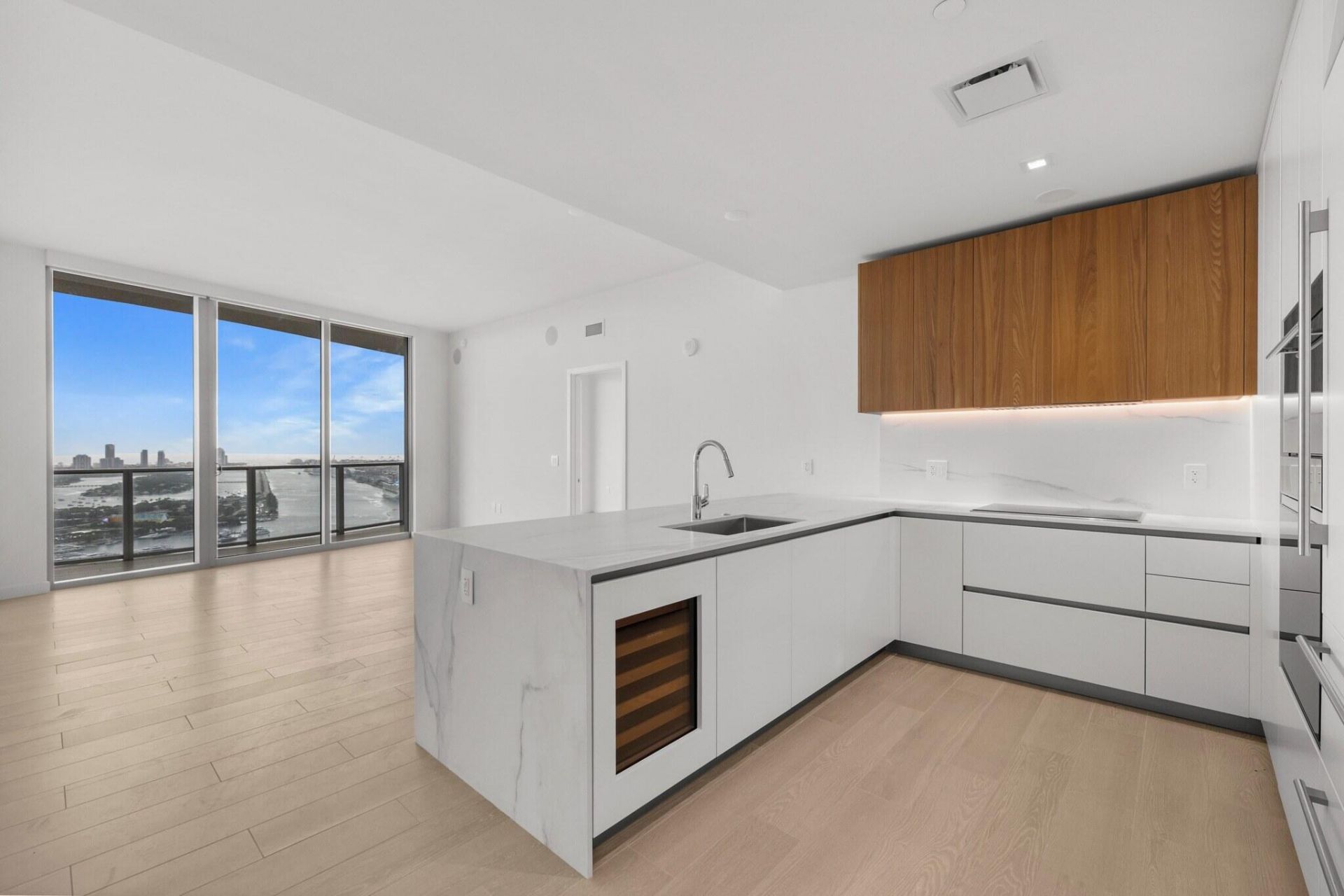 1400 Biscayne Boulevard, Unit 4003, Miami, FL 33132 Photo