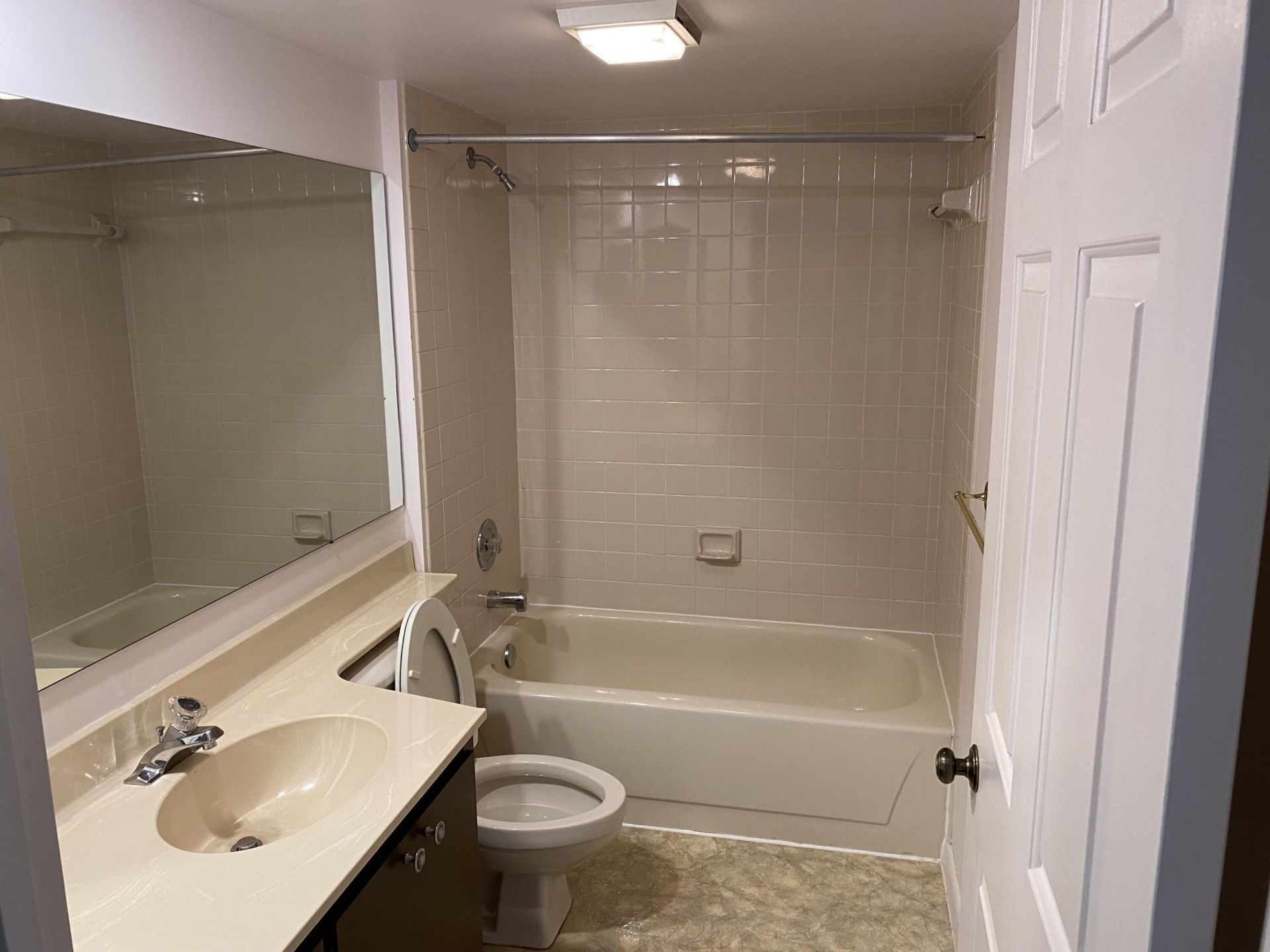3500 Whitehall Drive, Unit 302, West Palm Beach, FL 33401 Photo