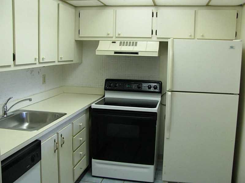 2000 Springdale Boulevard, Unit 311, Palm Springs, FL 33461 Photo