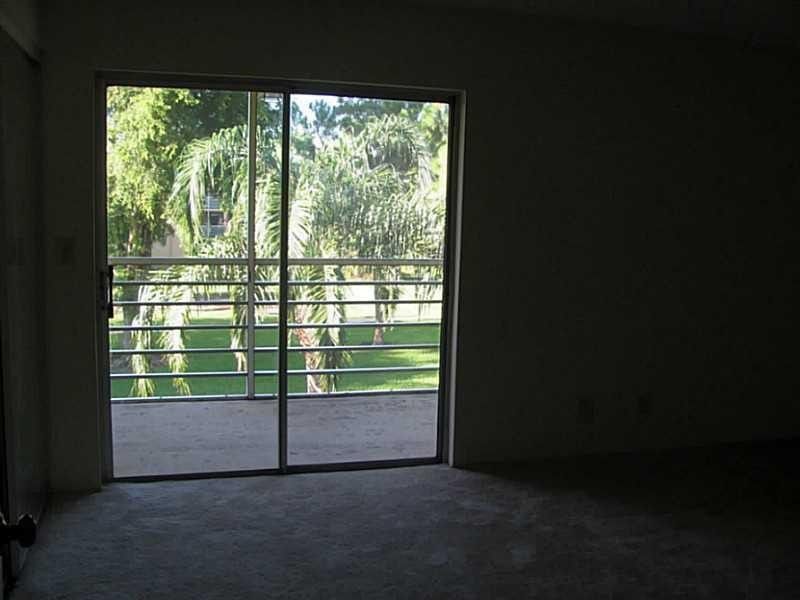 2000 Springdale Boulevard, Unit 311, Palm Springs, FL 33461 Photo