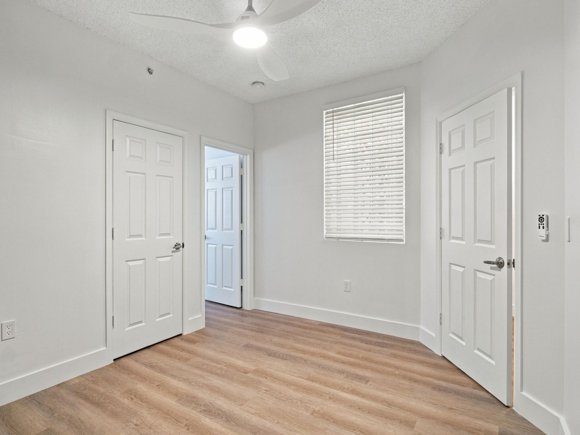 2020 Greenview Shores Boulevard, Unit 109, Wellington, FL 33414 Photo