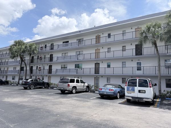 9370 SW 8TH Street, Unit 214, Boca Raton, FL 33428