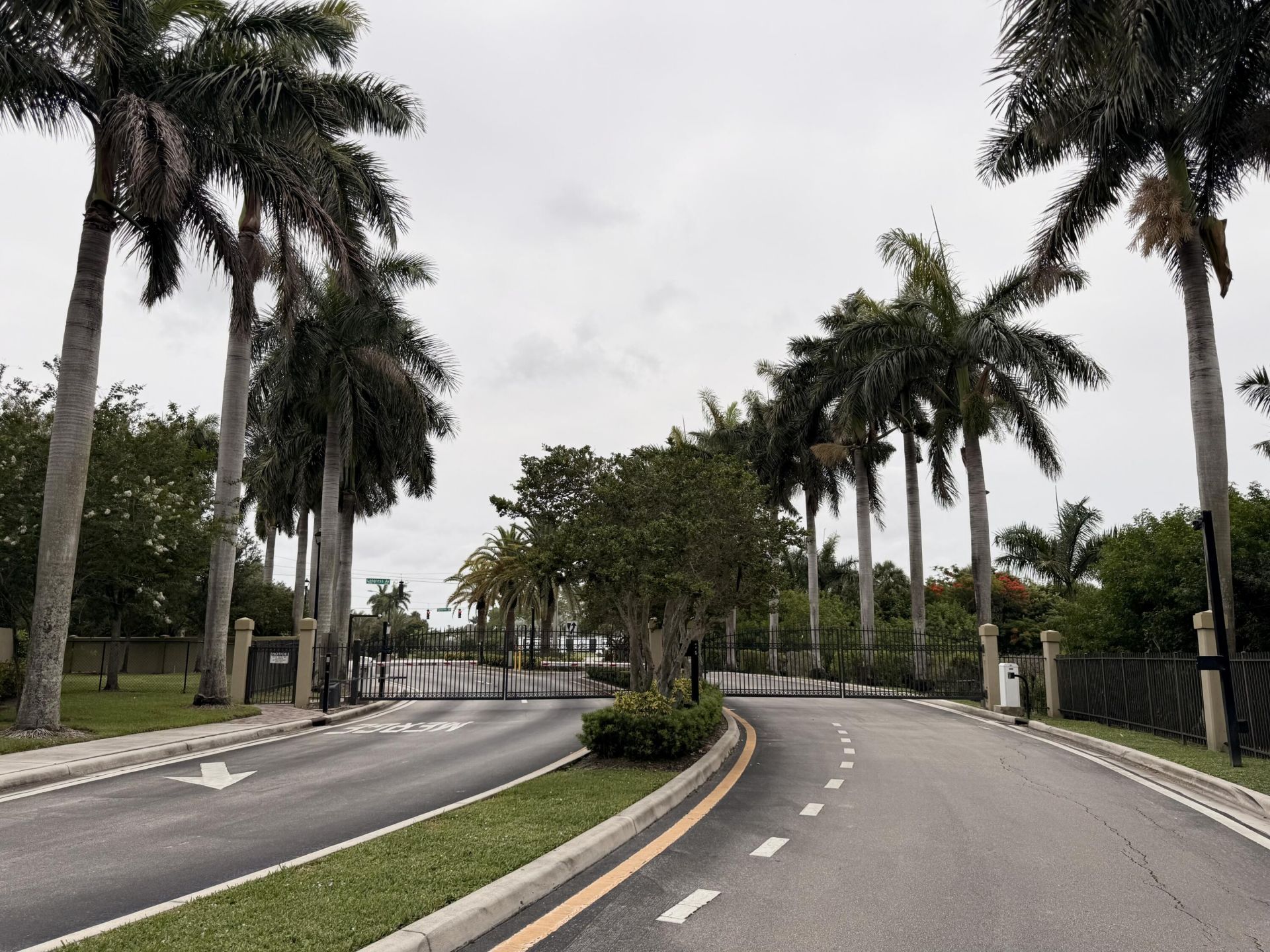 236 Lake Monterey Circle, Boynton Beach, FL 33426 Photo