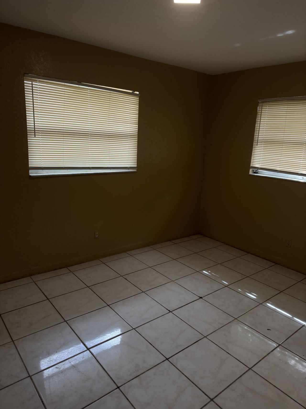 5630 NW 15th Street, Lauderhill, FL 33313 Photo