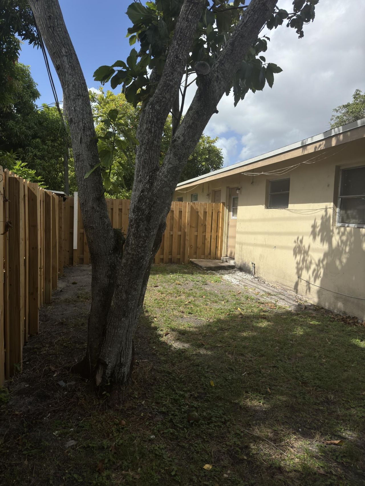 5630 NW 15th Street, Lauderhill, FL 33313 Photo