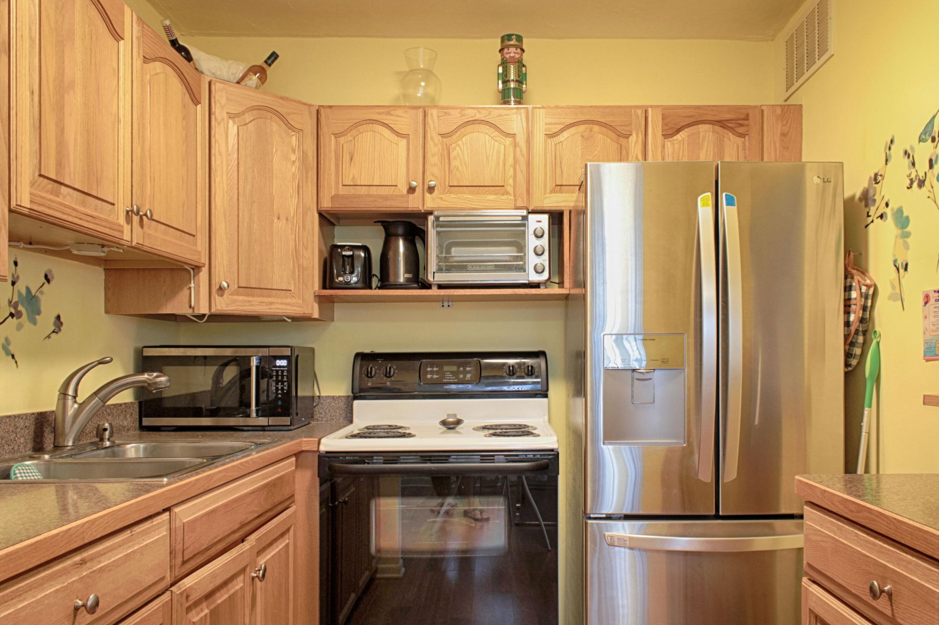 210 Horizons E, Unit 208, Boynton Beach, FL 33435 Photo