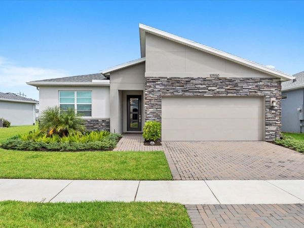 10550 SW Orana Drive, Port St. Lucie, FL 34987