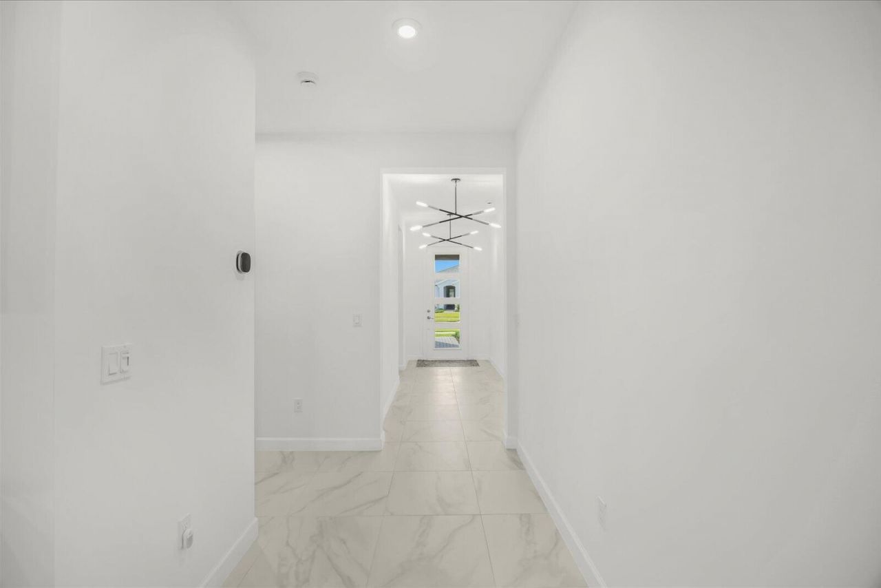 10550 SW Orana Drive, Port Saint Lucie, FL 34987 Photo