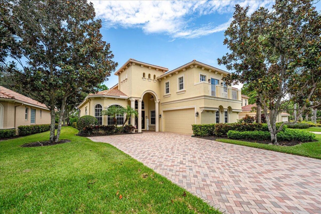 8809 Champions Way, Port Saint Lucie, FL 34986 Photo