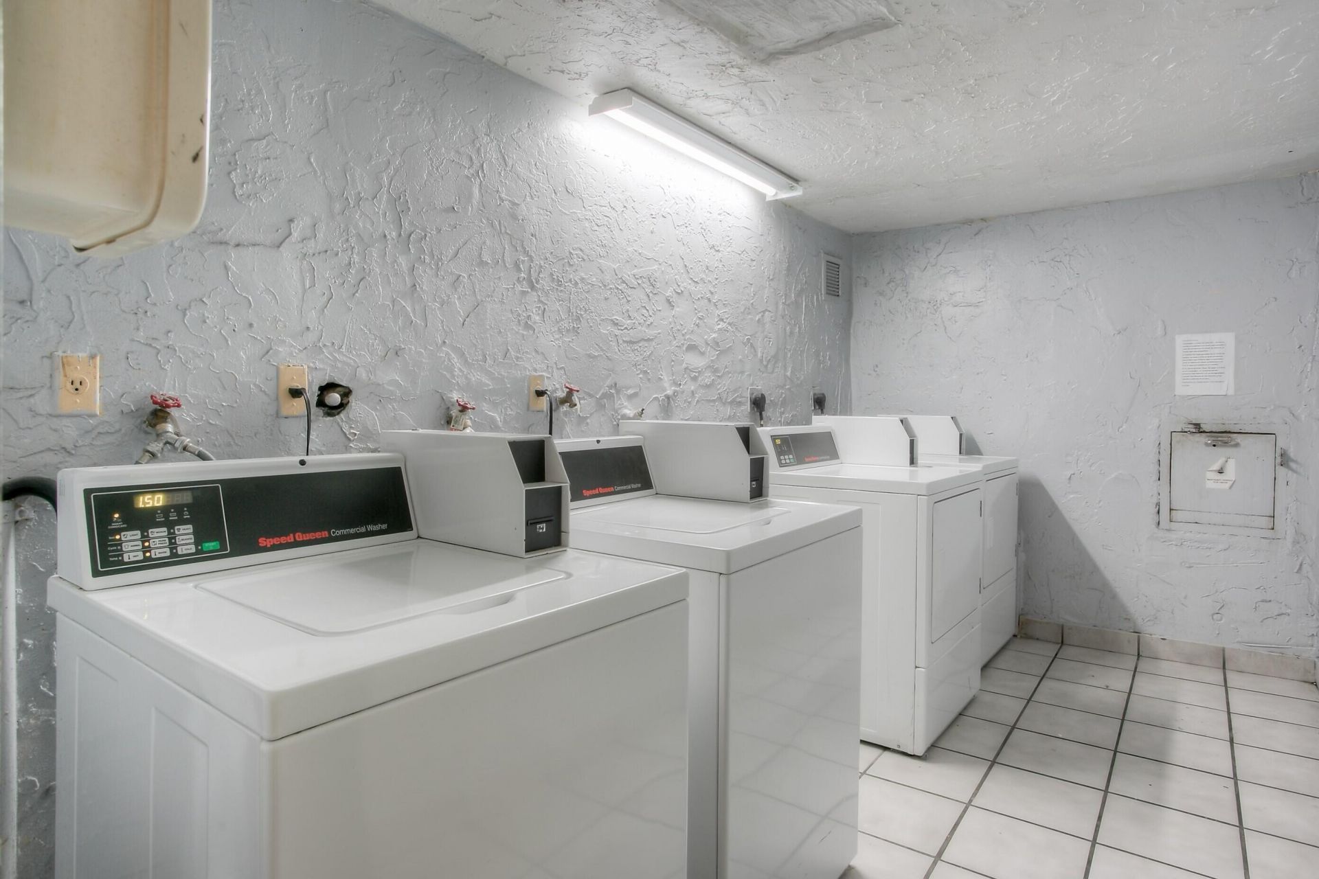 5665 W 20th Avenue, Unit 301, Hialeah, FL 33012 Photo