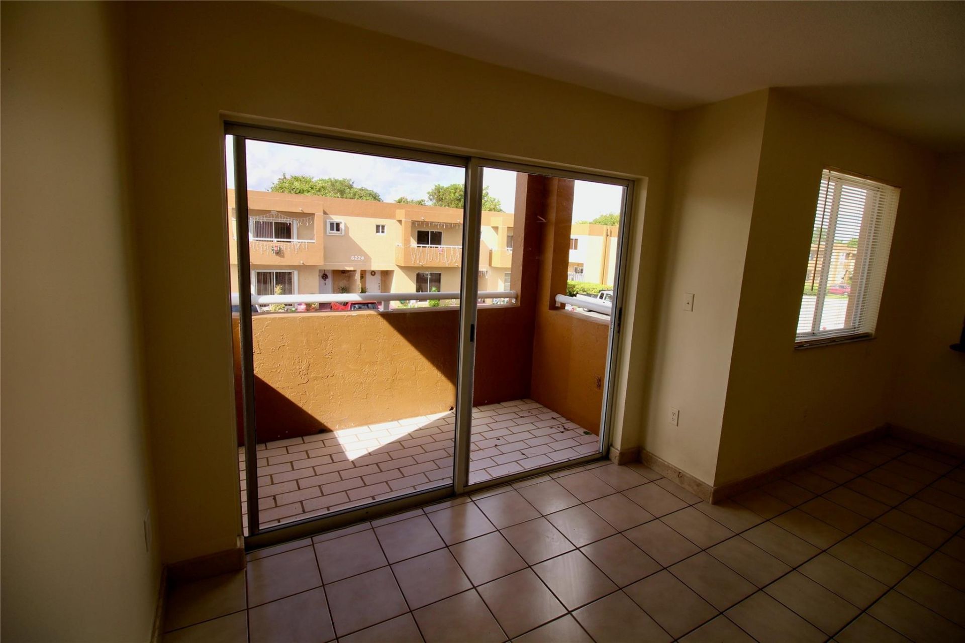 6225 SW 131st Court, Unit 202, Miami, FL 33183 Photo