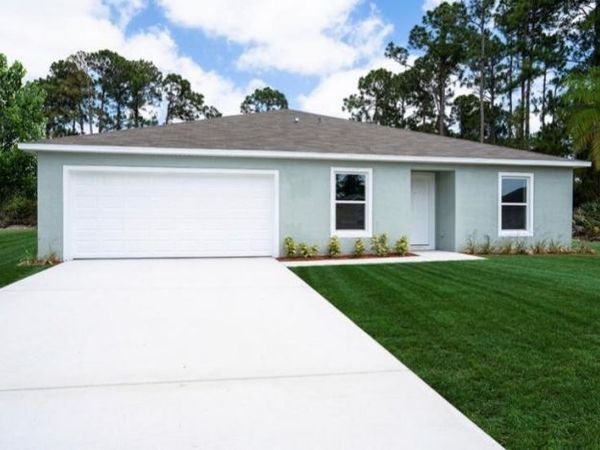 2862 SE BUCCANEER Circle, Port St. Lucie, FL 34952