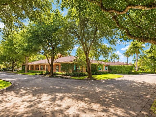 3206 OLDE HAMPTON Drive, Wellington, FL 33414