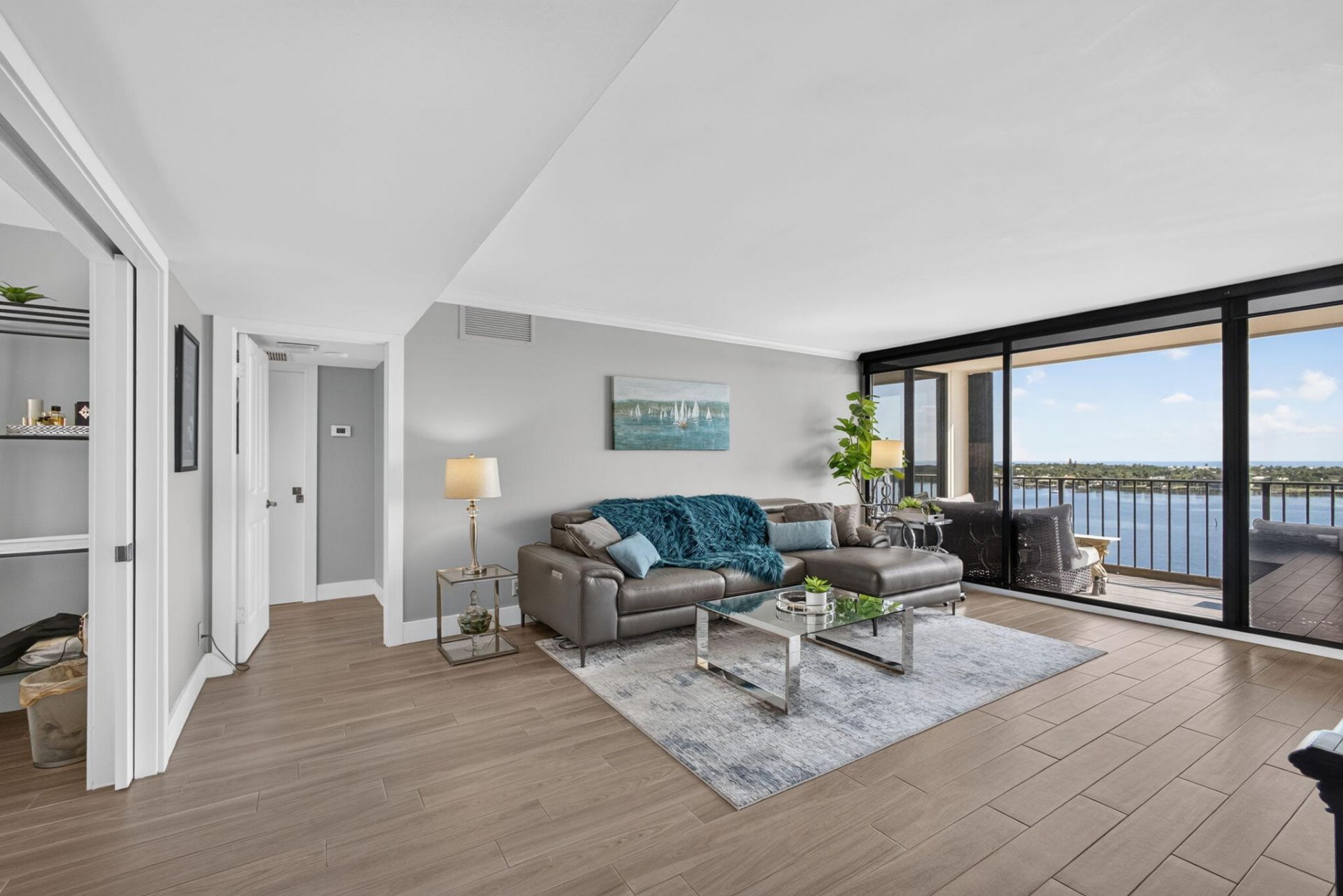 126 Lakeshore Drive, Unit 1125, North Palm Beach, FL 33408 Photo