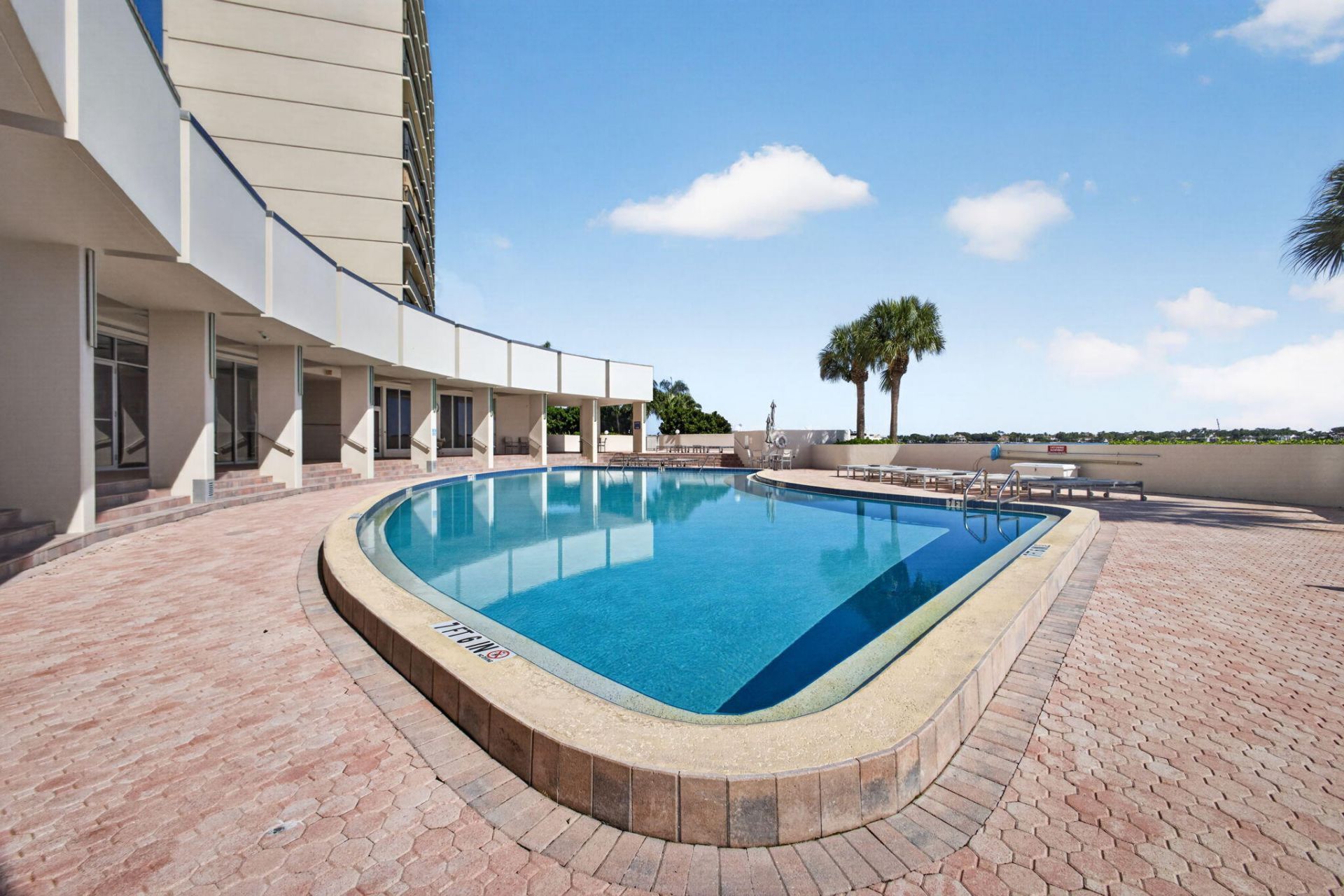126 Lakeshore Drive, Unit 1125, North Palm Beach, FL 33408 Photo