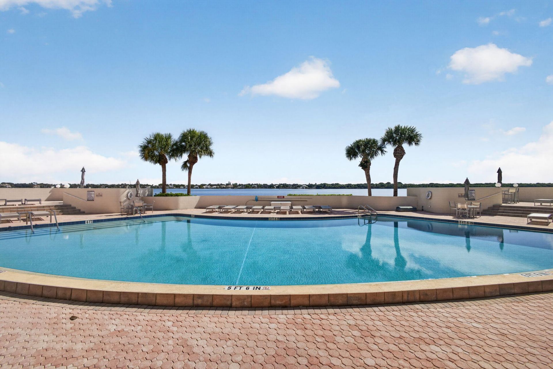 126 Lakeshore Drive, Unit 1125, North Palm Beach, FL 33408 Photo
