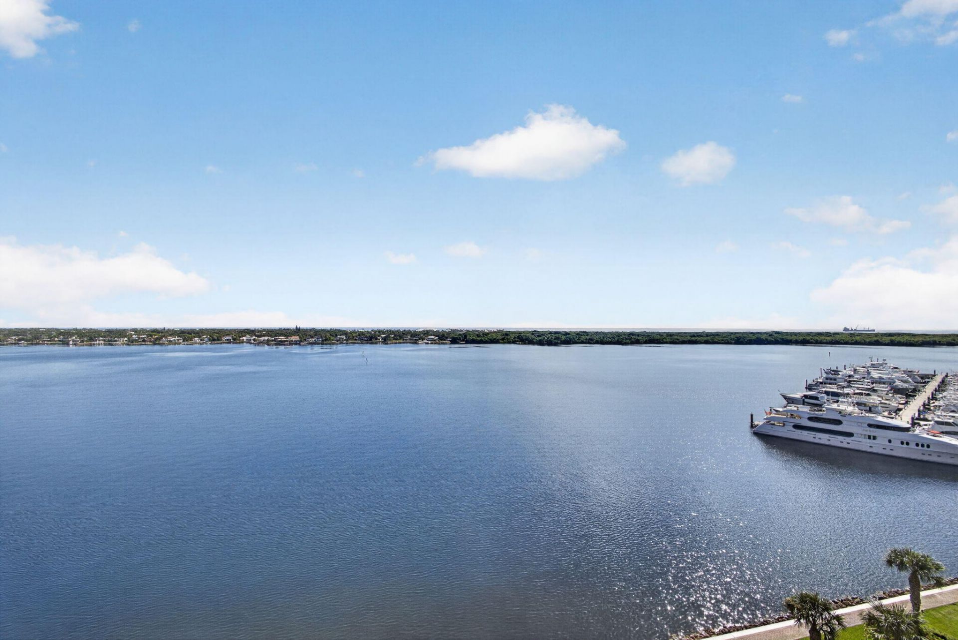 126 Lakeshore Drive, Unit 1125, North Palm Beach, FL 33408 Photo