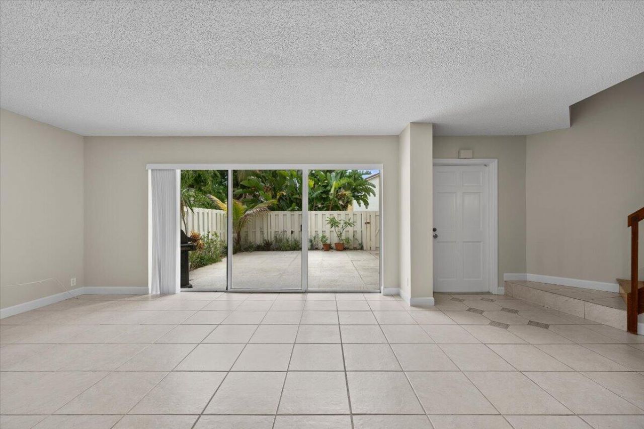 251 Seabreeze Circle, Jupiter, FL 33477 Photo