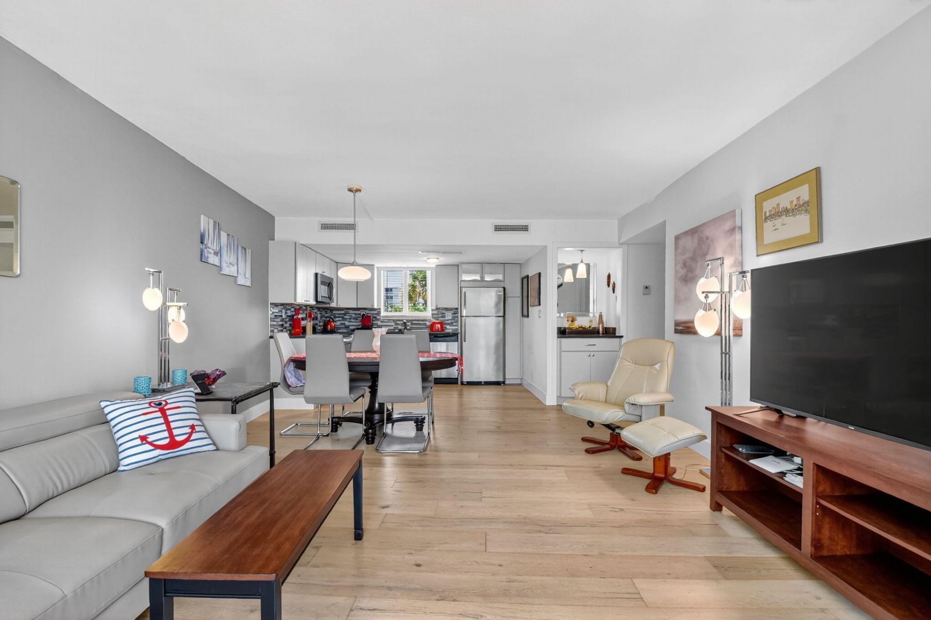 2505 S Ocean Boulevard, Unit 305, Palm Beach, FL 33480 Photo