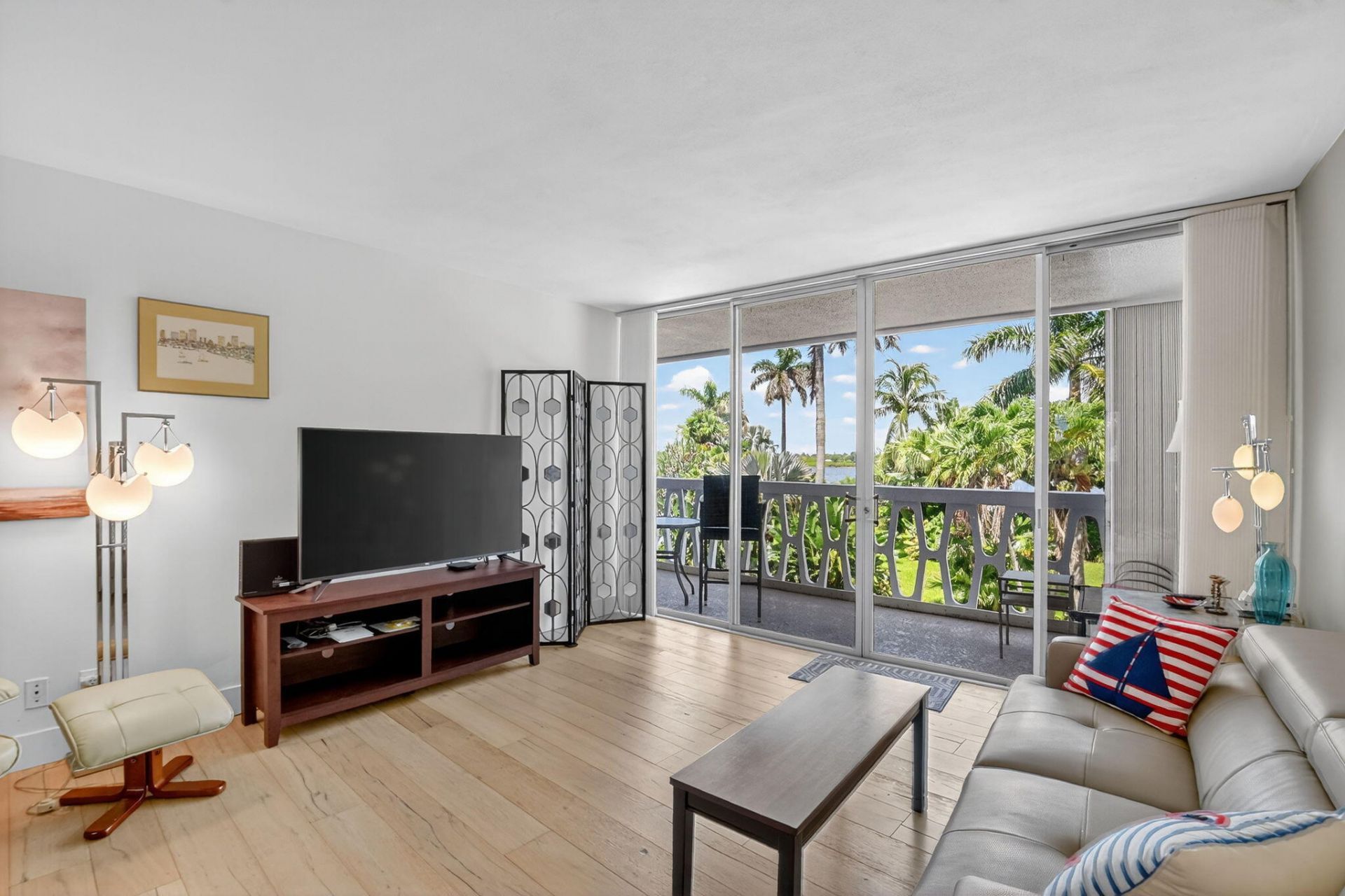 2505 S Ocean Boulevard, Unit 305, Palm Beach, FL 33480 Photo