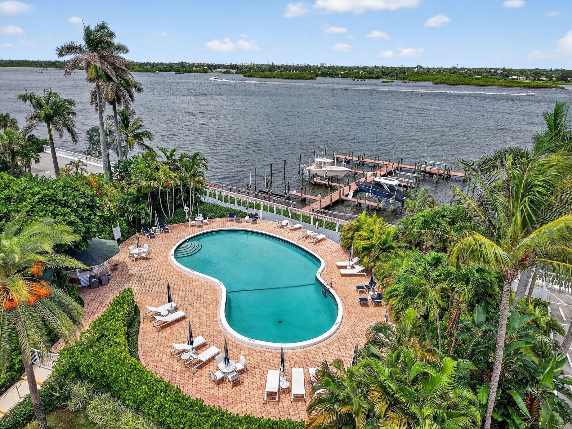 2505 S Ocean Boulevard, Unit 305, Palm Beach, FL 33480 Photo