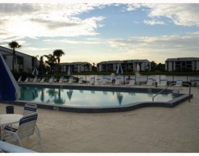 1105 Green Pine Boulevard, Unit C2, West Palm Beach, FL 33409 Photo