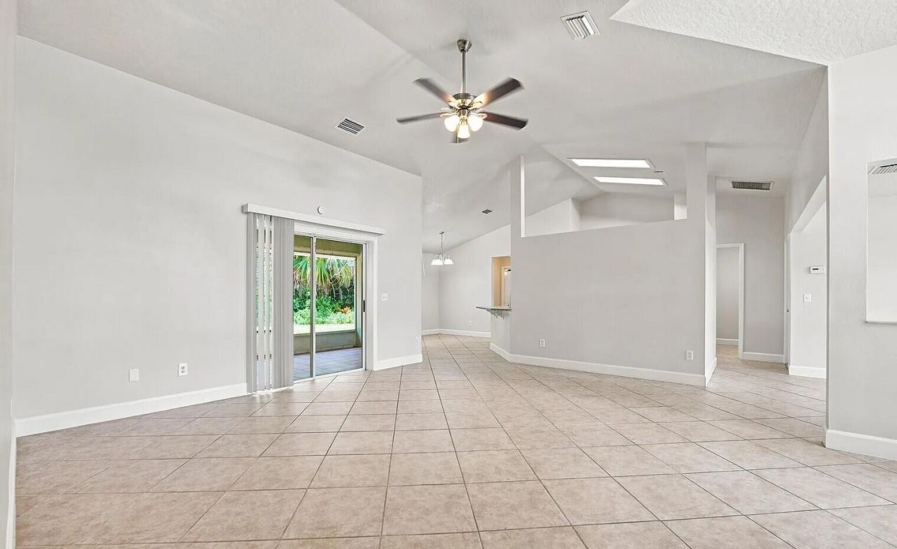 107 Keystone Drive, Sebastian, FL 32958 Photo