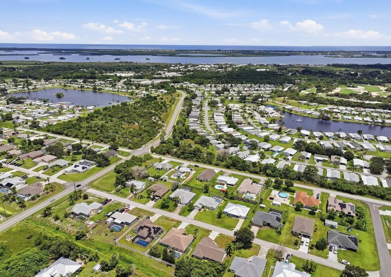 107 Keystone Drive, Sebastian, FL 32958 Photo