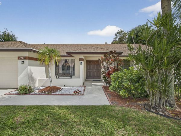 798 Blueberry Drive, Wellington, FL 33414