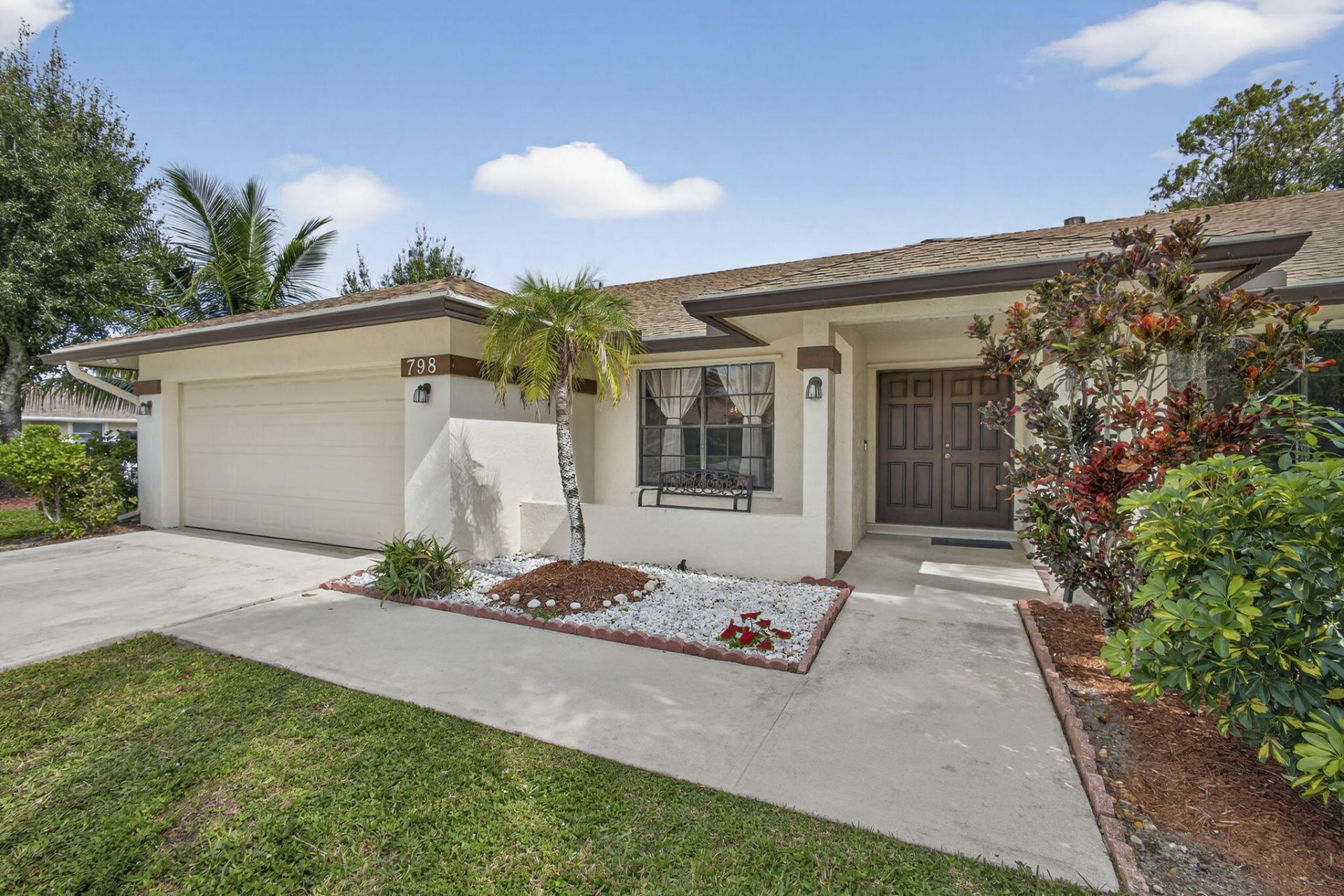 798 Blueberry Drive, Wellington, FL 33414 Photo
