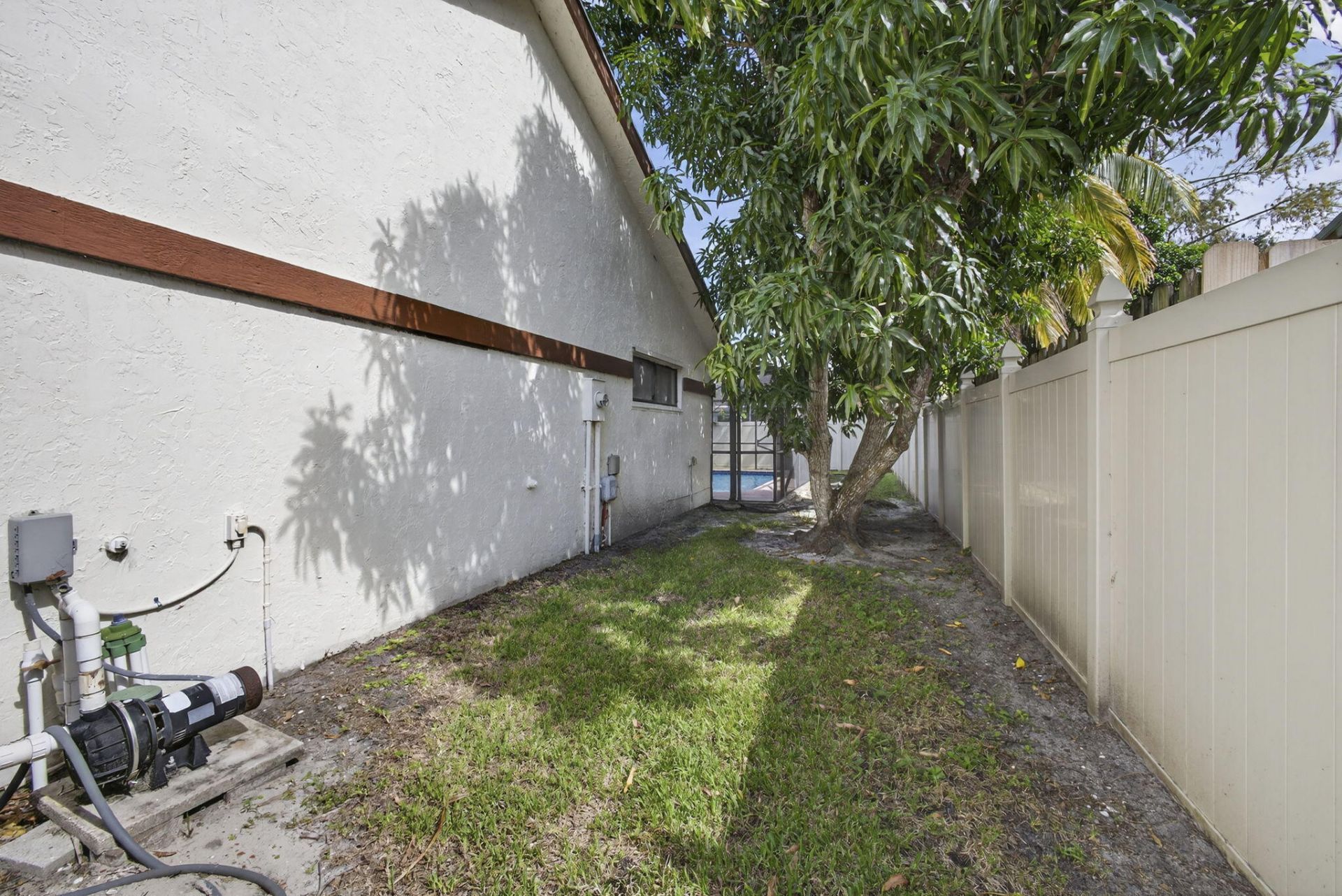 798 Blueberry Drive, Wellington, FL 33414 Photo