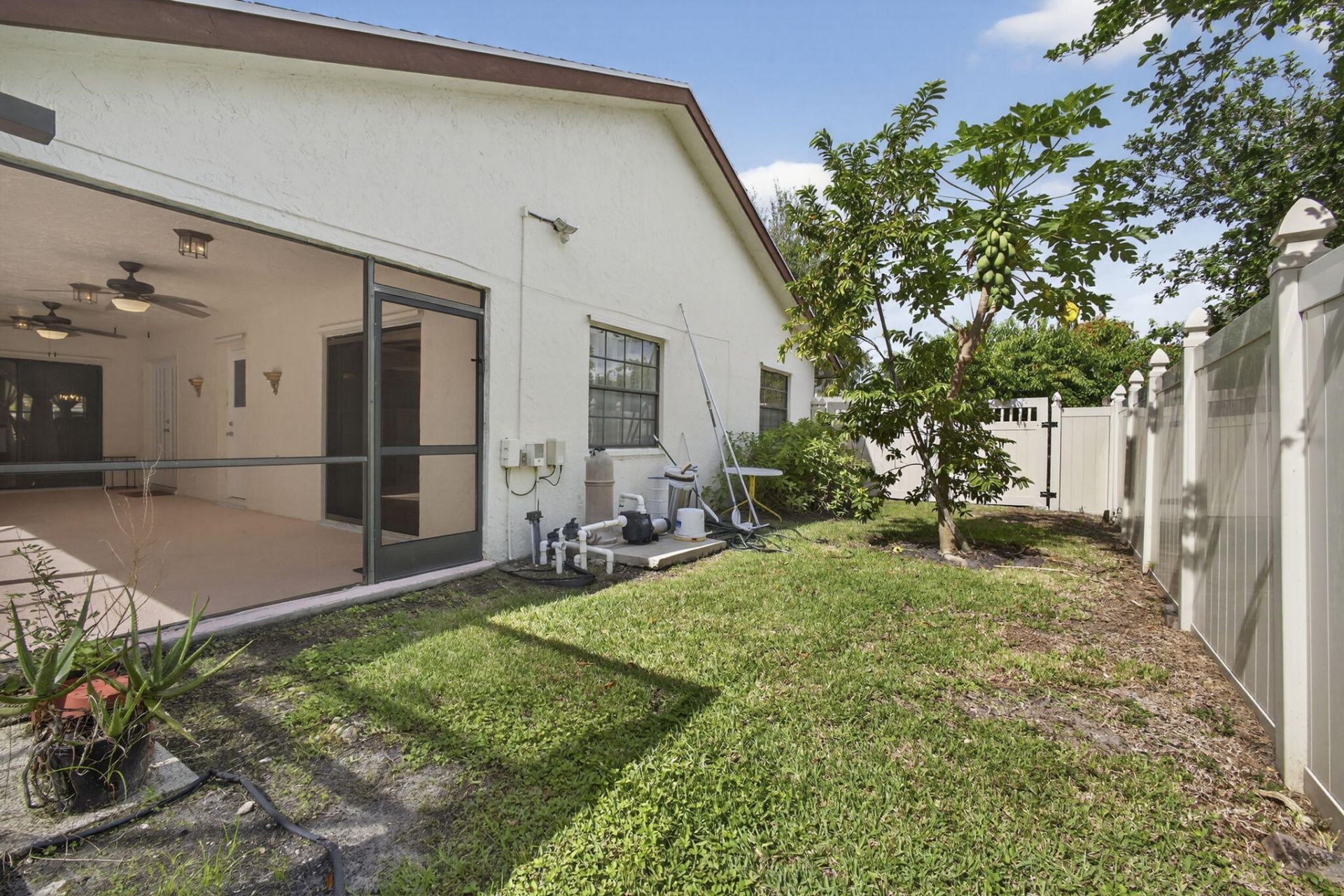 798 Blueberry Drive, Wellington, FL 33414 Photo